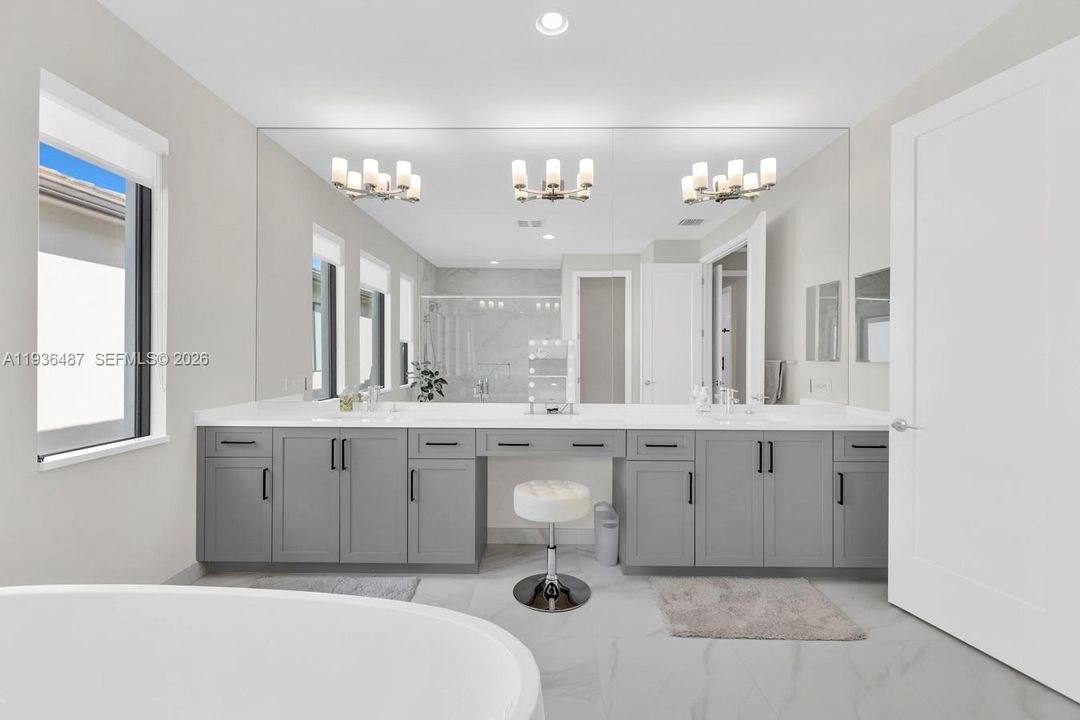 En Venta: $2,490,000 (5 camas, 5 baños, 3687 Pies cuadrados)