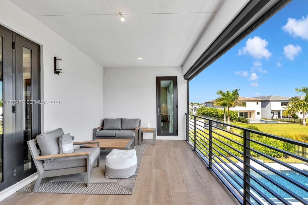 En Venta: $2,490,000 (5 camas, 5 baños, 3687 Pies cuadrados)