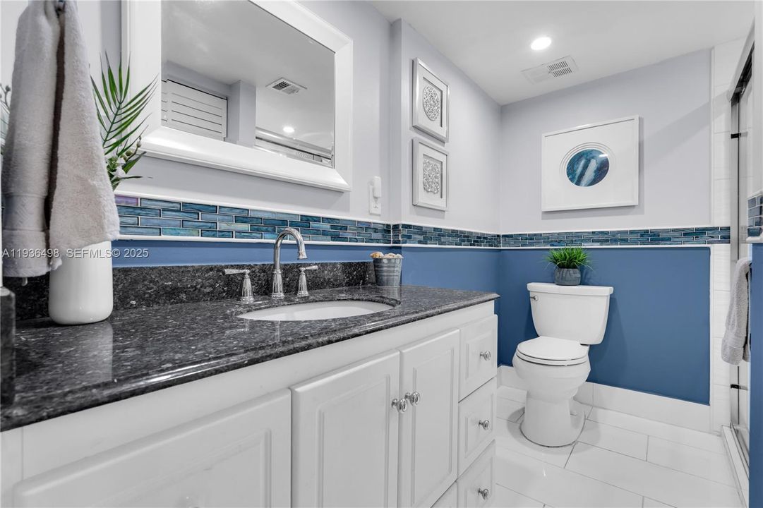 For Sale: $575,000 (3 beds, 2 baths, 1980 Square Feet)