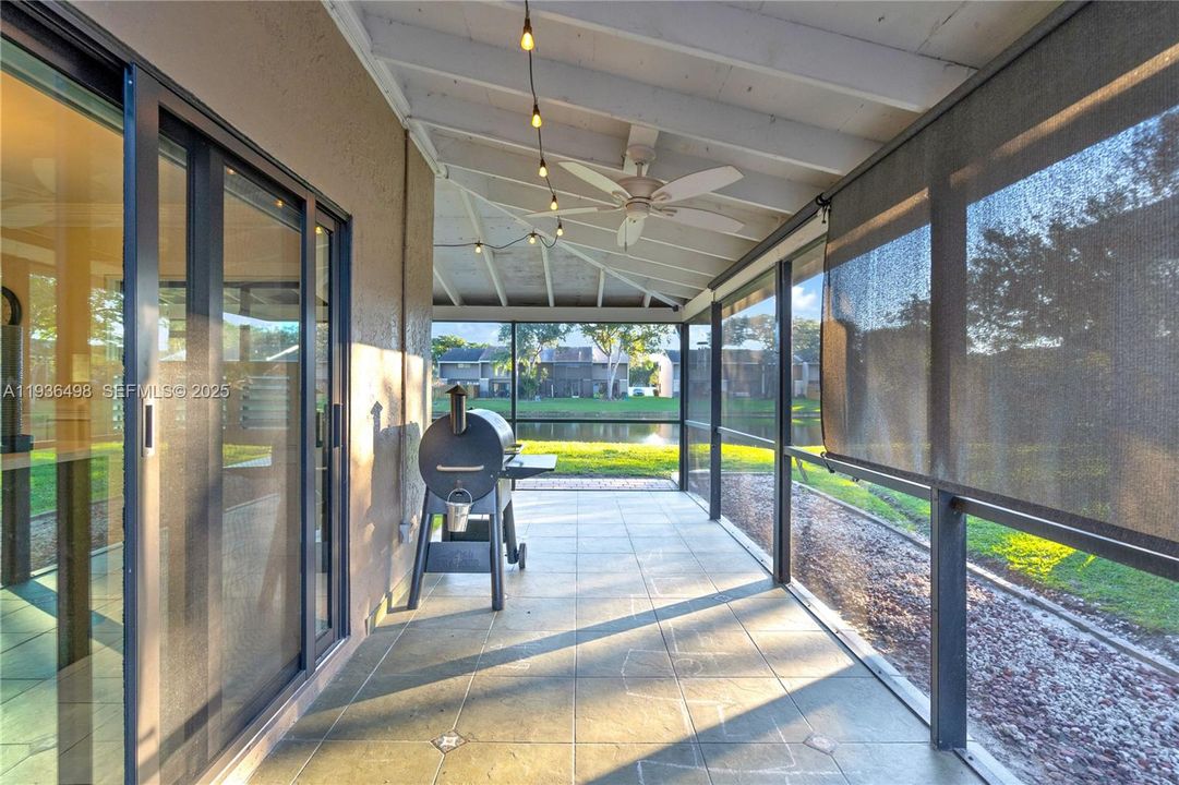 For Sale: $575,000 (3 beds, 2 baths, 1980 Square Feet)