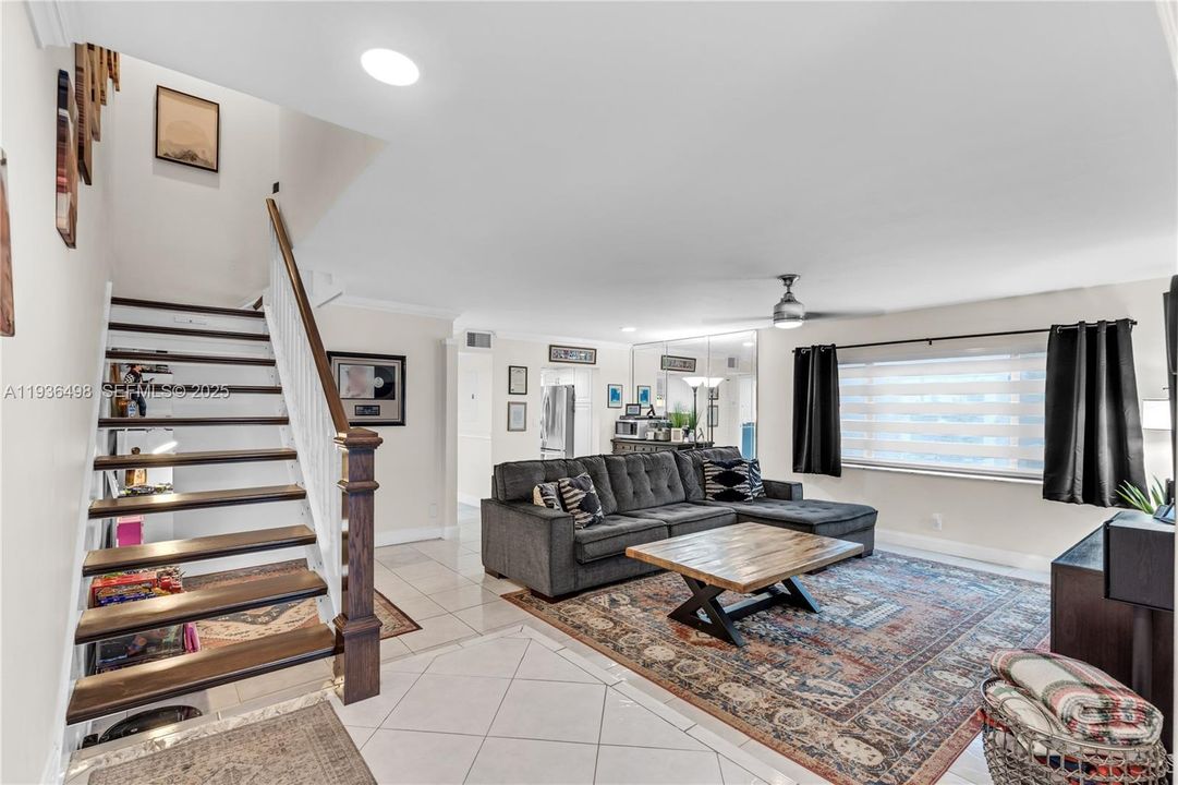 For Sale: $575,000 (3 beds, 2 baths, 1980 Square Feet)