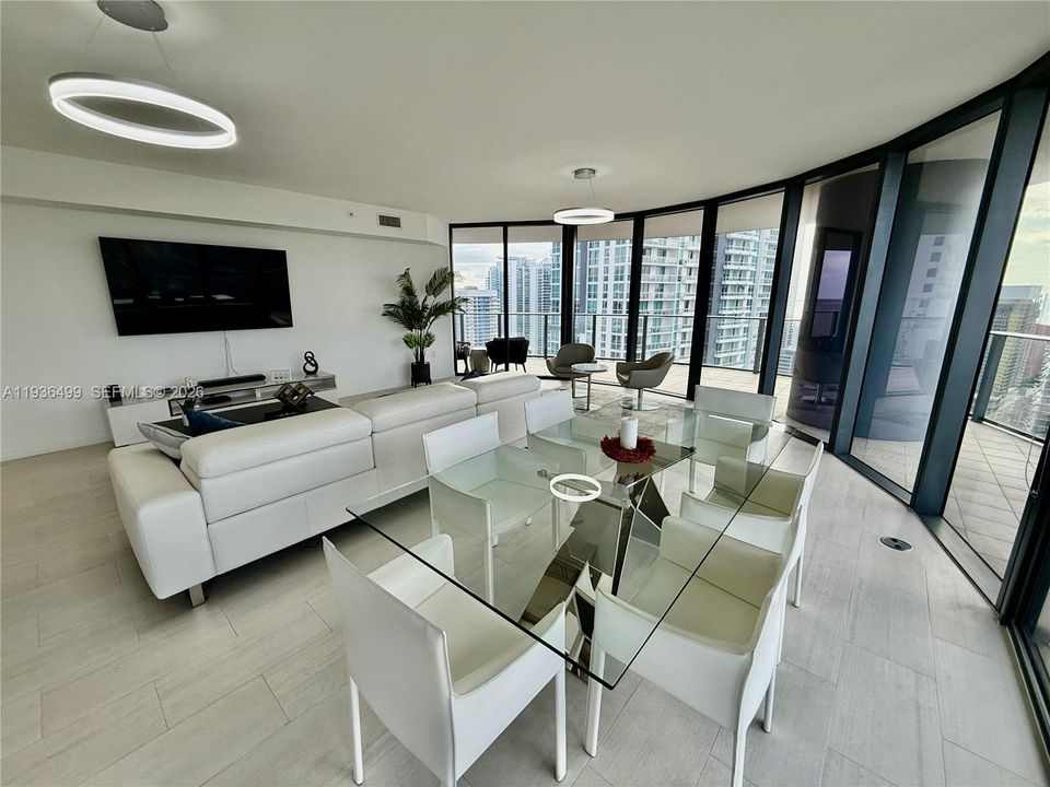 En Renta: $18,000 (3 camas, 3 baños, 1909 Pies cuadrados)