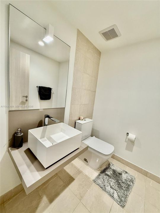 En Renta: $18,000 (3 camas, 3 baños, 1909 Pies cuadrados)