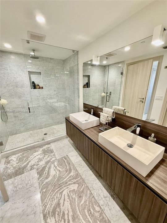 En Renta: $18,000 (3 camas, 3 baños, 1909 Pies cuadrados)