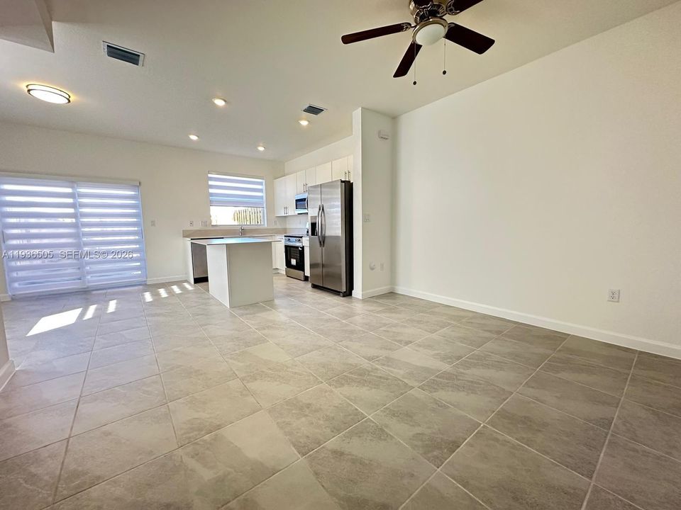 В аренду: $2,699 (3 спален, 3 ванн, 0 Квадратных фут)