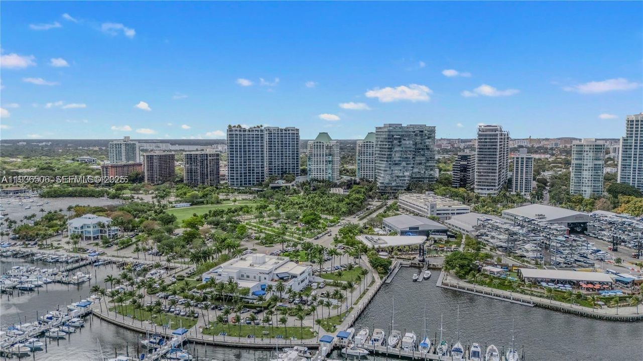 For Sale: $1,750,000 (2 beds, 2 baths, 1540 Square Feet)