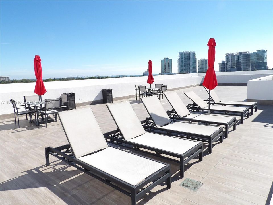 В аренду: $2,250 (1 спален, 1 ванн, 613 Квадратных фут)