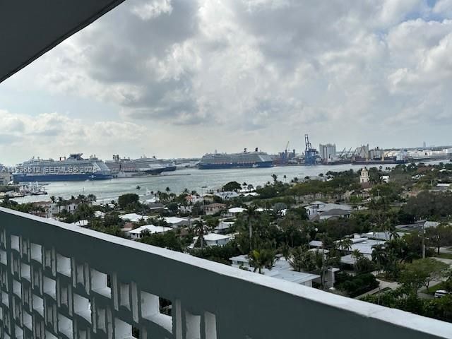 En Venta: $255,000 (1 camas, 1 baños, 750 Pies cuadrados)