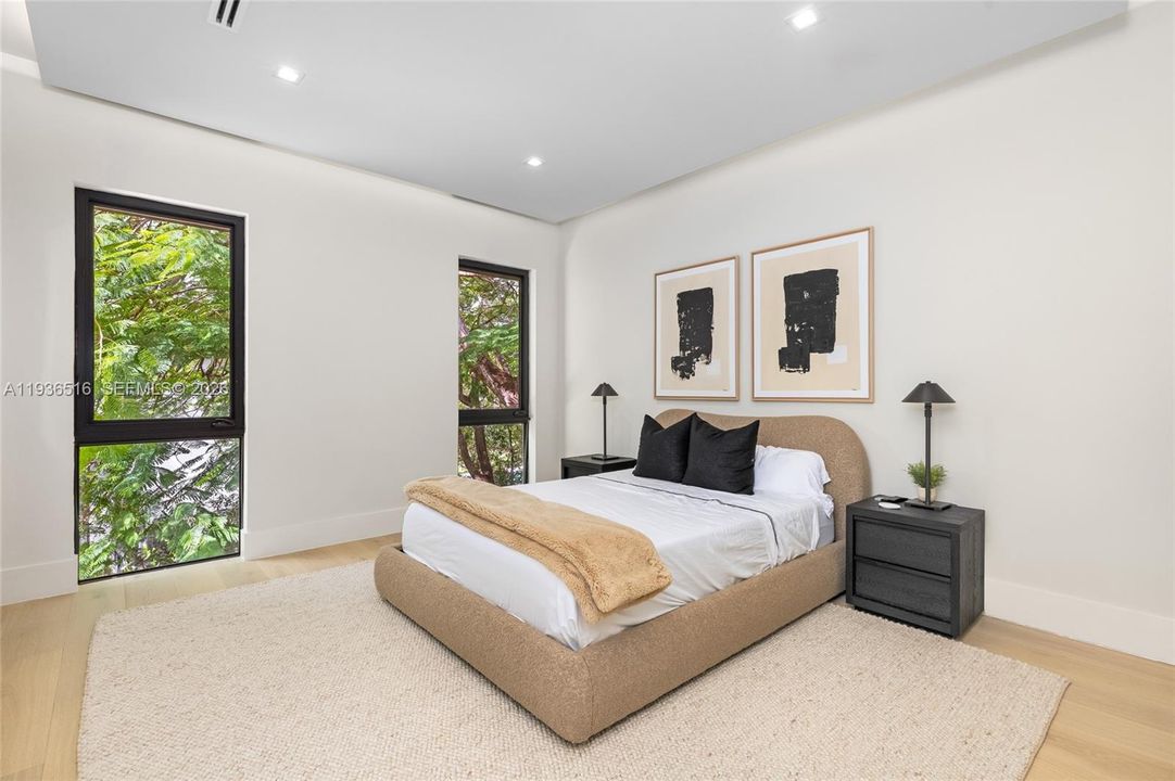 На продажу: $6,845,000 (6 спален, 6 ванн, 6847 Квадратных фут)