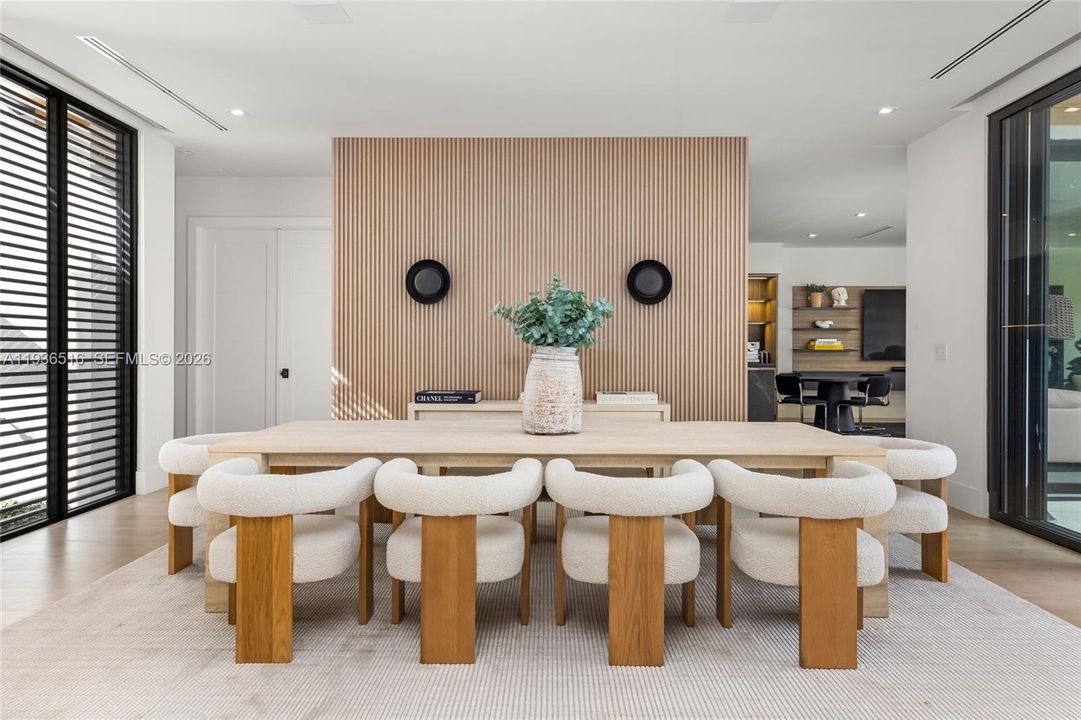 На продажу: $6,845,000 (6 спален, 6 ванн, 6847 Квадратных фут)