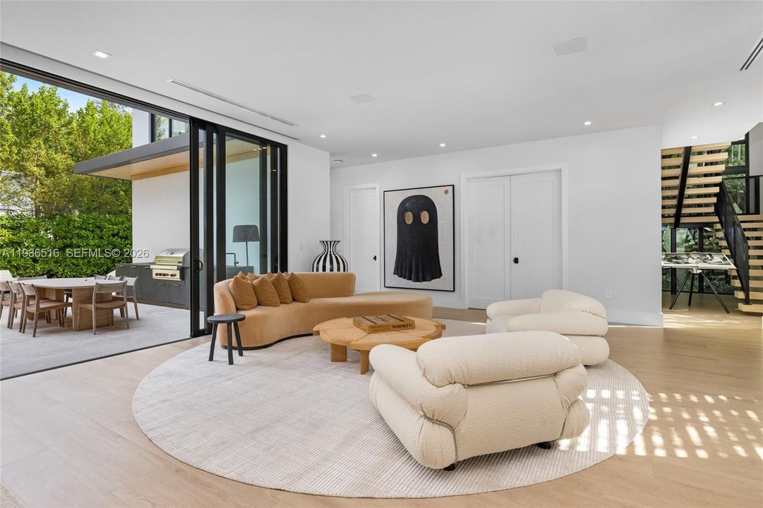 На продажу: $6,845,000 (6 спален, 6 ванн, 6847 Квадратных фут)