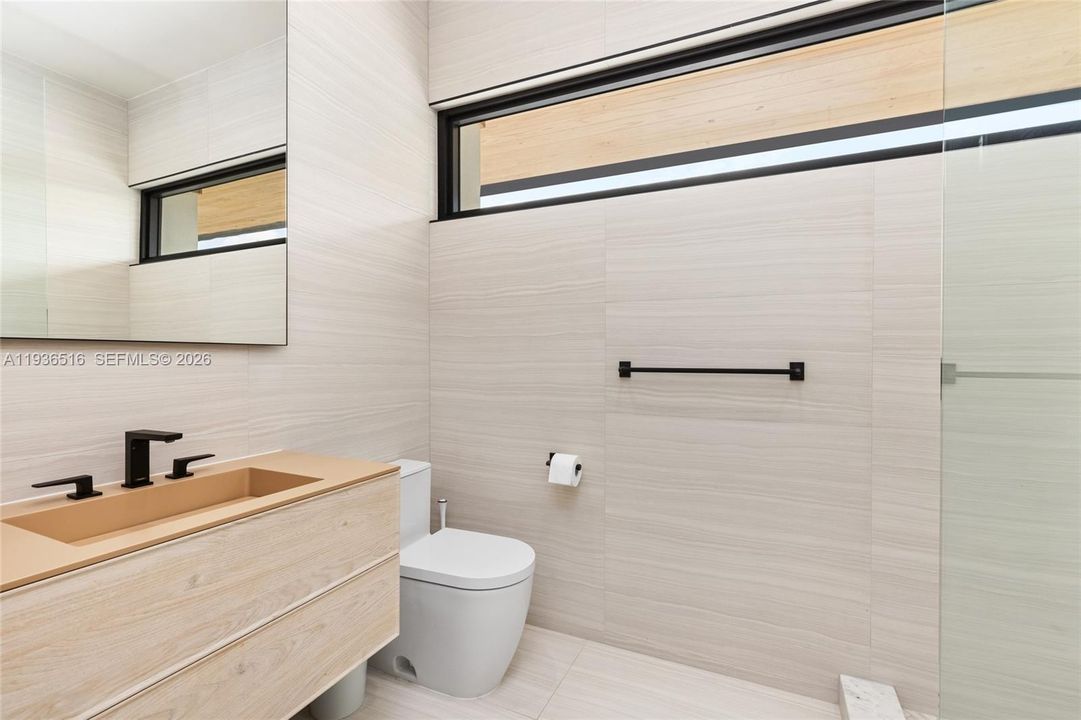 На продажу: $6,845,000 (6 спален, 6 ванн, 6847 Квадратных фут)