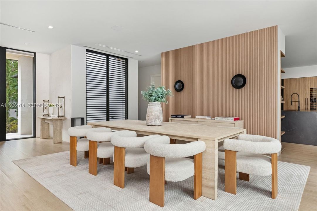 На продажу: $6,845,000 (6 спален, 6 ванн, 6847 Квадратных фут)