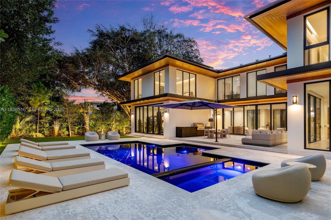 На продажу: $6,845,000 (6 спален, 6 ванн, 6847 Квадратных фут)