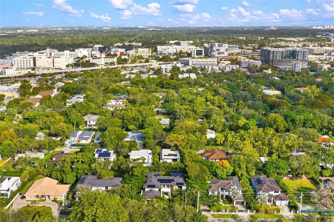 На продажу: $6,845,000 (6 спален, 6 ванн, 6847 Квадратных фут)