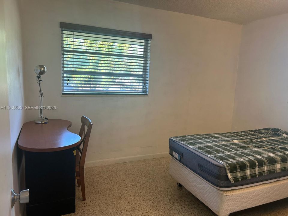 En Venta: $780,000 (3 camas, 2 baños, 1300 Pies cuadrados)