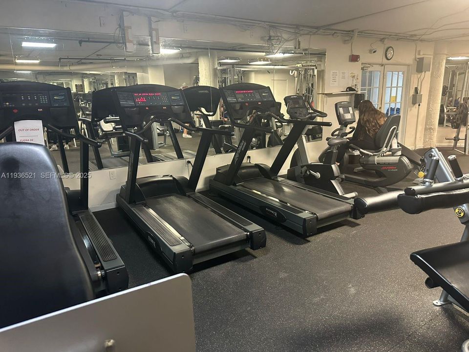 En Renta: $3,450 (2 camas, 2 baños, 990 Pies cuadrados)