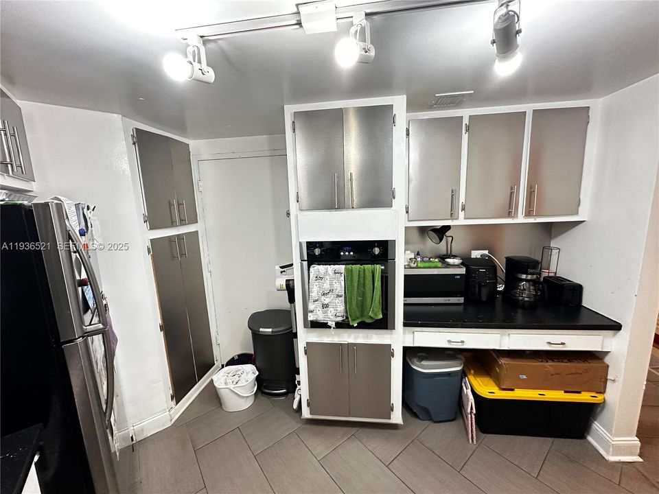 En Renta: $3,450 (2 camas, 2 baños, 990 Pies cuadrados)