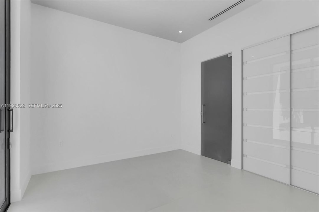 For Sale: $4,700,000 (4 beds, 3 baths, 2235 Square Feet)