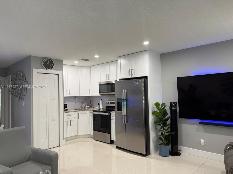 En Venta: $145,000 (1 camas, 1 baños, 679 Pies cuadrados)