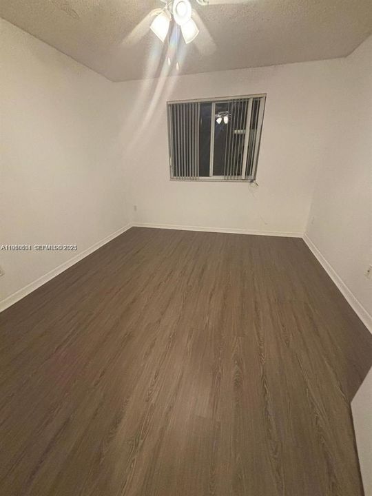 For Rent: $1,900 (2 beds, 2 baths, 820 Square Feet)