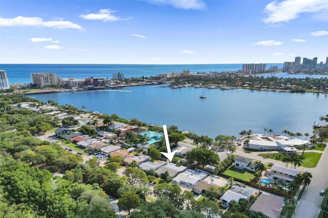 For Sale: $679,000 (3 beds, 2 baths, 1508 Square Feet)