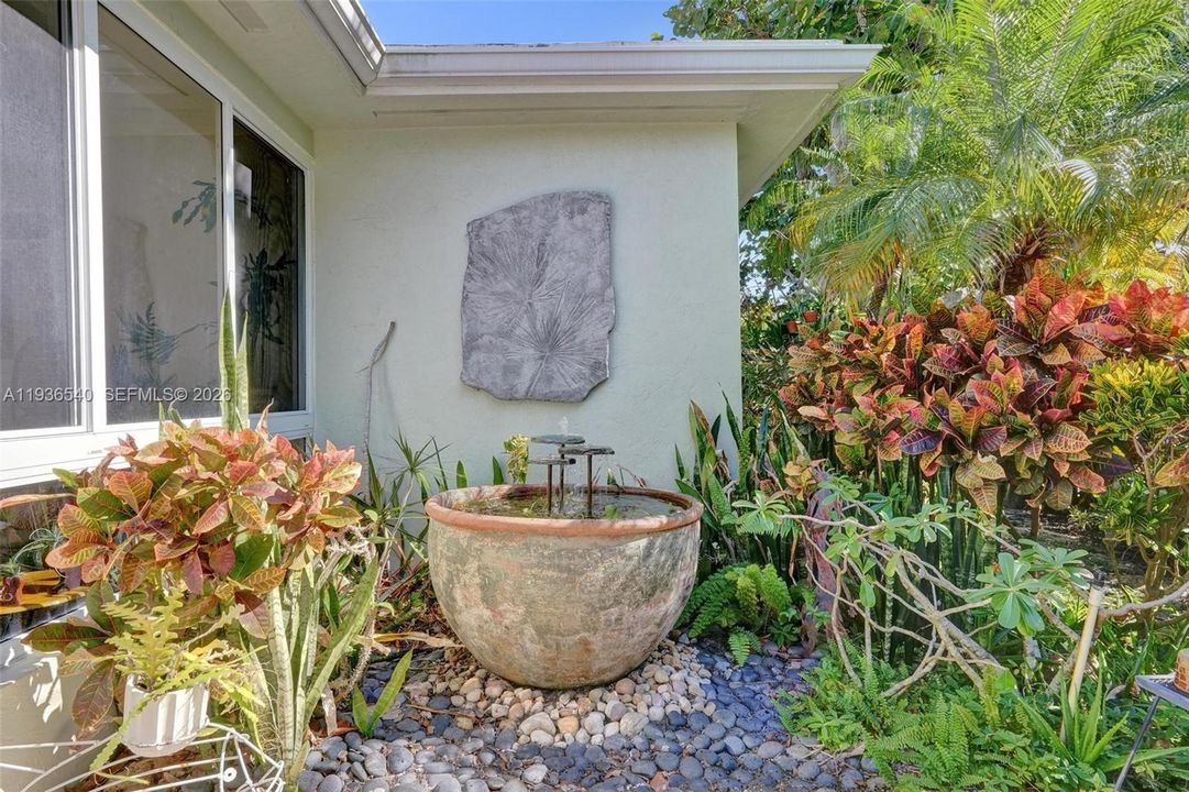 For Sale: $679,000 (3 beds, 2 baths, 1508 Square Feet)