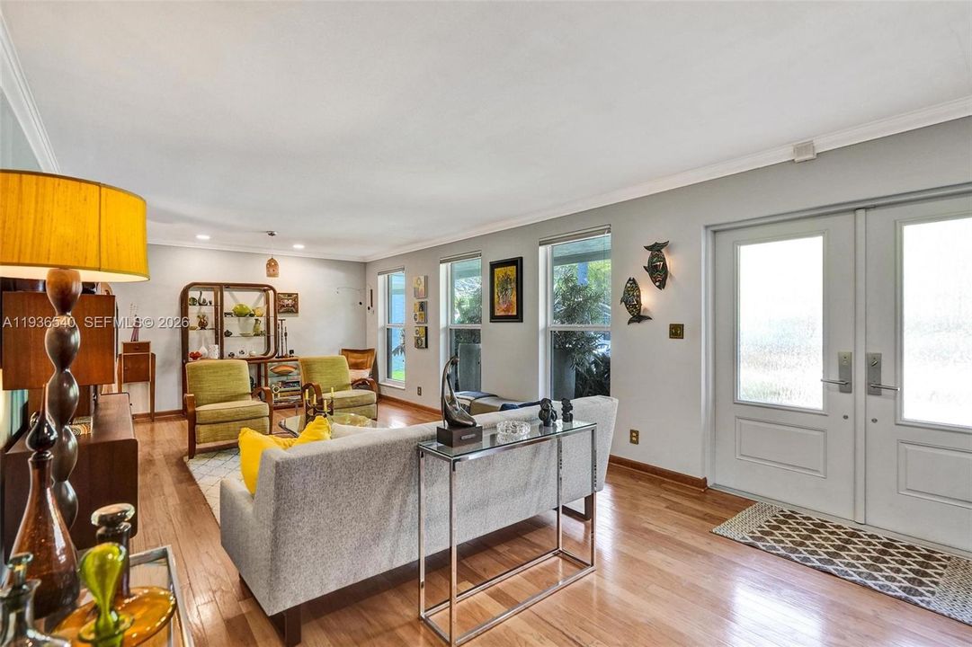 For Sale: $679,000 (3 beds, 2 baths, 1508 Square Feet)