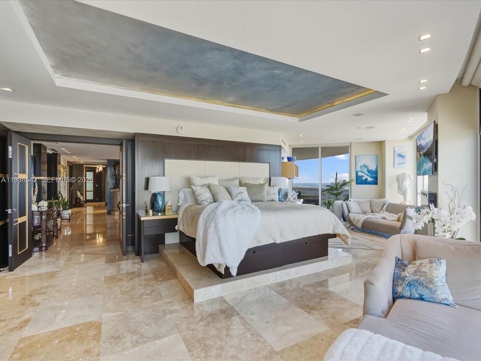 For Sale: $3,300,000 (3 beds, 3 baths, 3016 Square Feet)