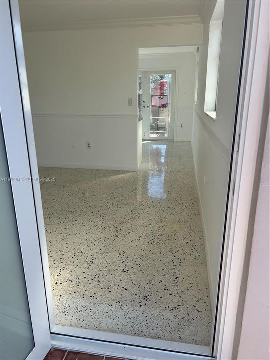 For Rent: $2,700 (3 beds, 2 baths, 2179 Square Feet)