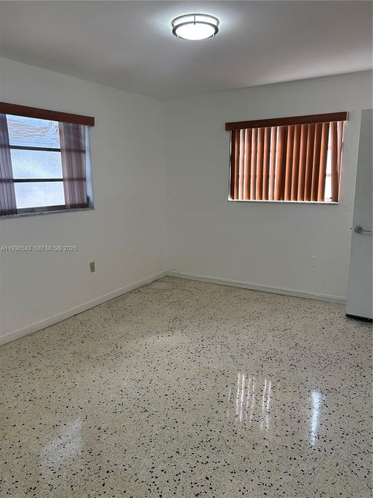 For Rent: $2,700 (3 beds, 2 baths, 2179 Square Feet)