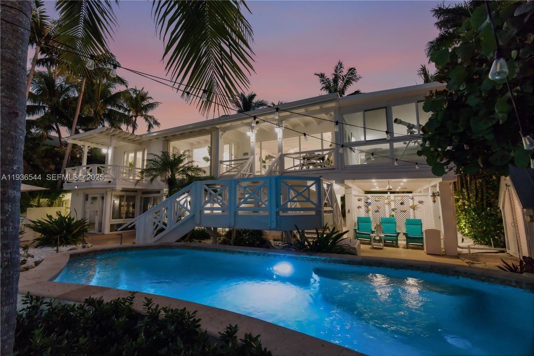 For Rent: $13,000 (3 beds, 4 baths, 2608 Square Feet)