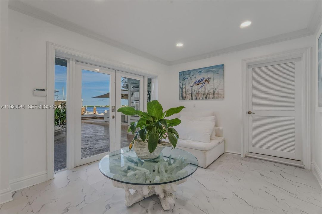 For Rent: $13,000 (3 beds, 4 baths, 2608 Square Feet)