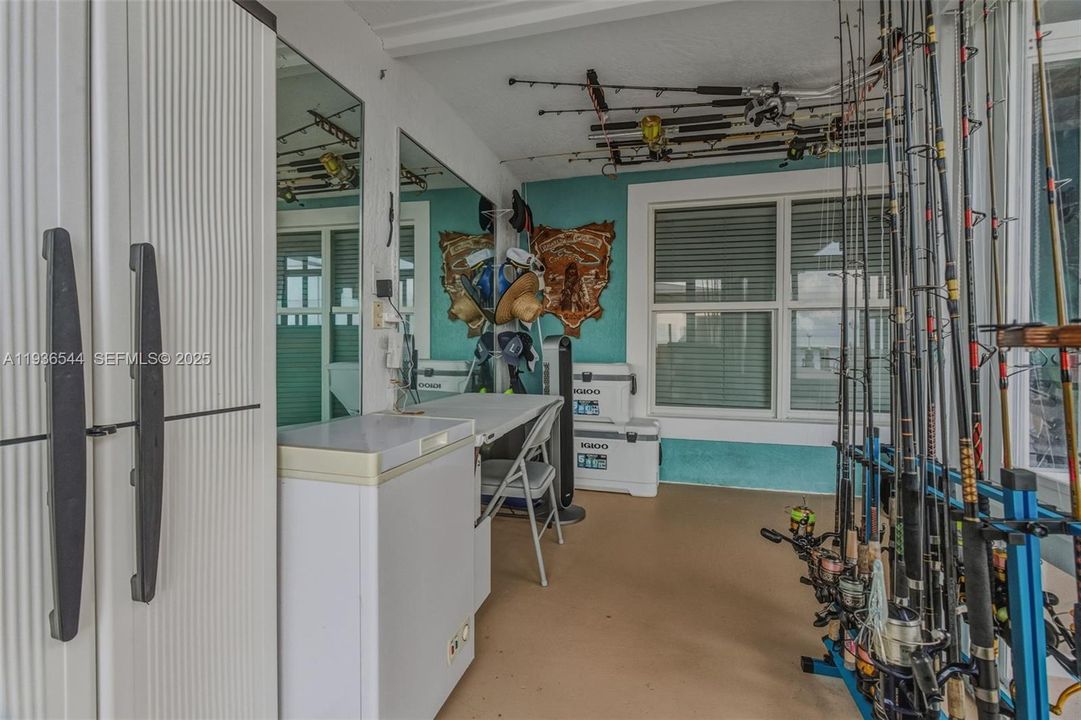 For Rent: $13,000 (3 beds, 4 baths, 2608 Square Feet)