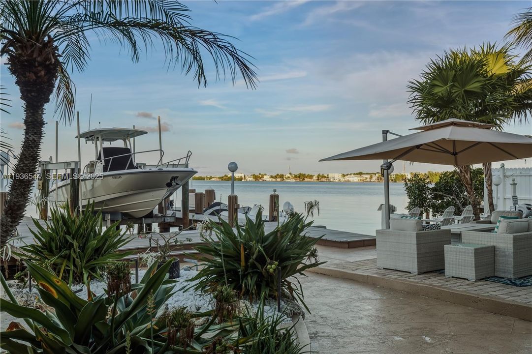 For Rent: $13,000 (3 beds, 4 baths, 2608 Square Feet)