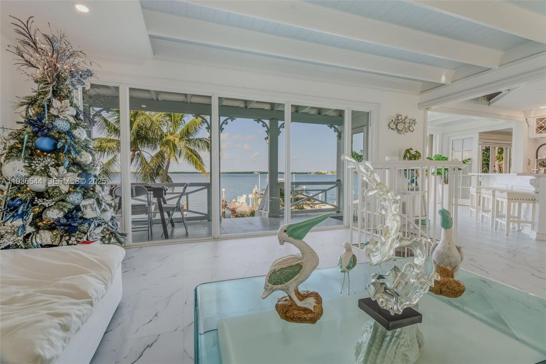 For Rent: $13,000 (3 beds, 4 baths, 2608 Square Feet)