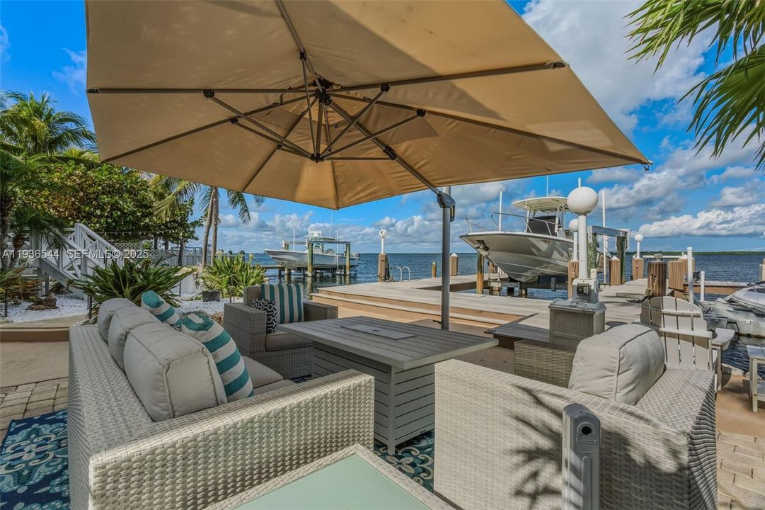 For Rent: $13,000 (3 beds, 4 baths, 2608 Square Feet)