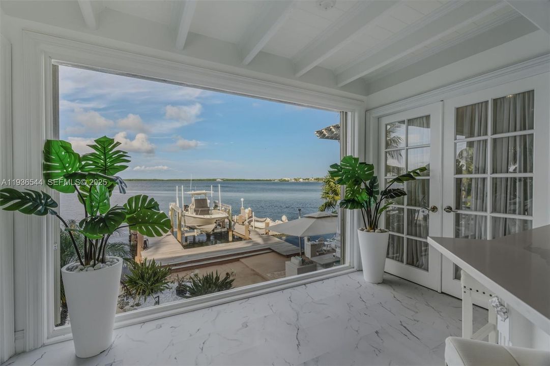 For Rent: $13,000 (3 beds, 4 baths, 2608 Square Feet)