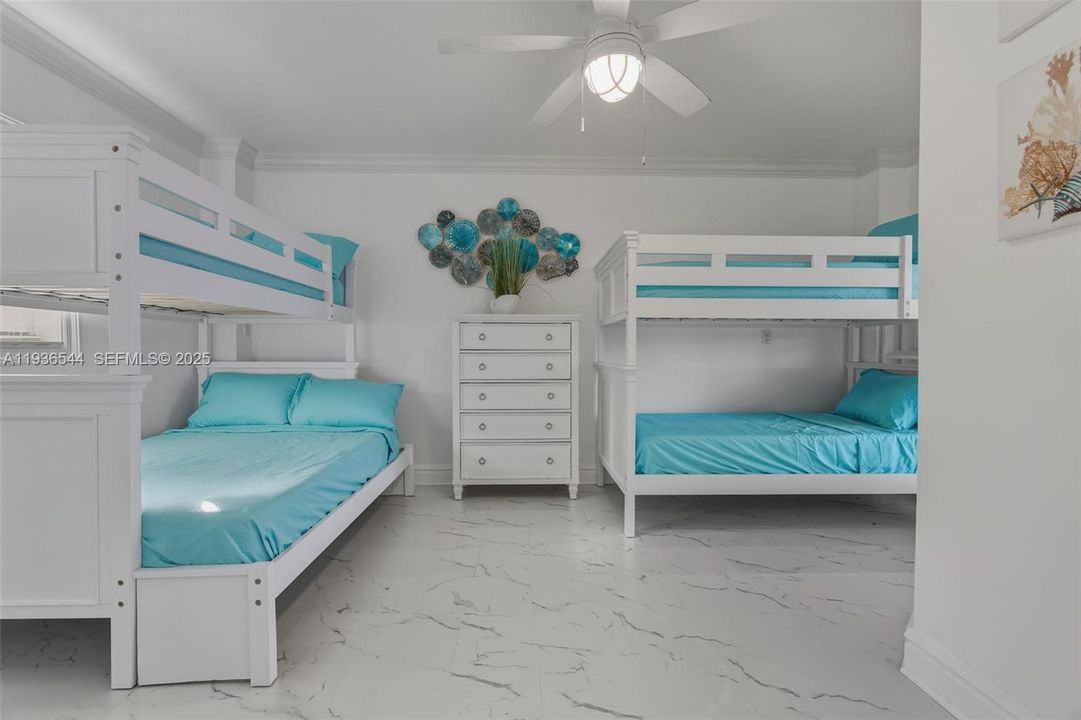 For Rent: $13,000 (3 beds, 4 baths, 2608 Square Feet)