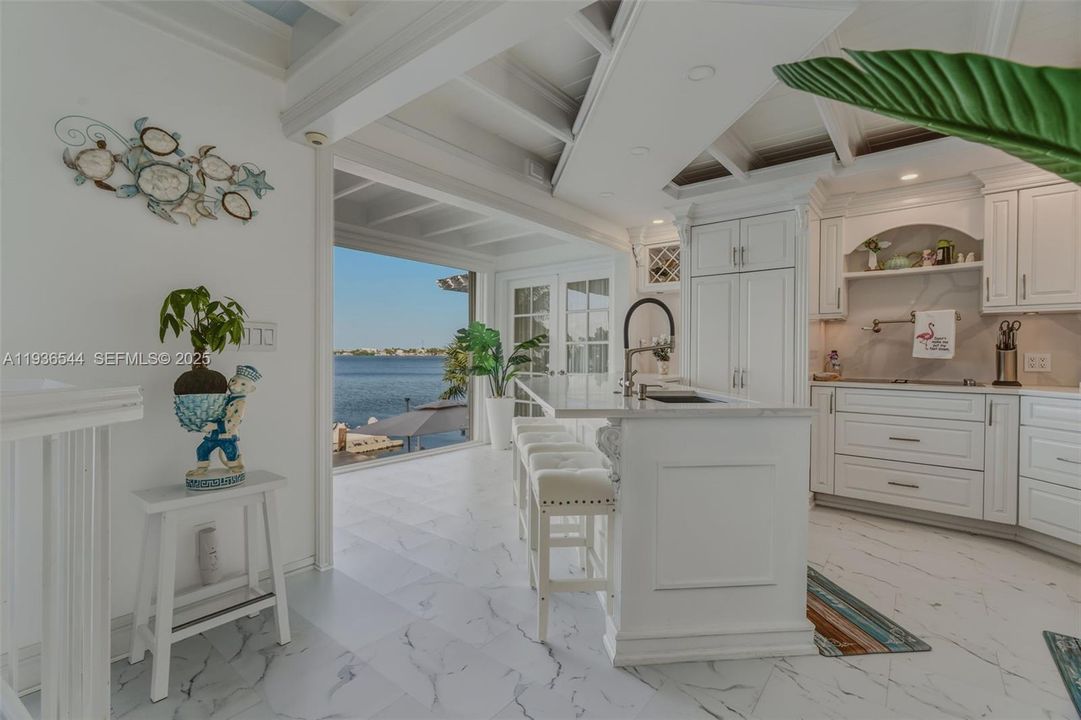 For Rent: $13,000 (3 beds, 4 baths, 2608 Square Feet)