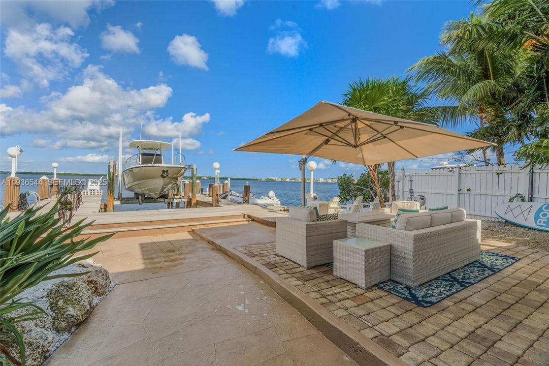 For Rent: $13,000 (3 beds, 4 baths, 2608 Square Feet)