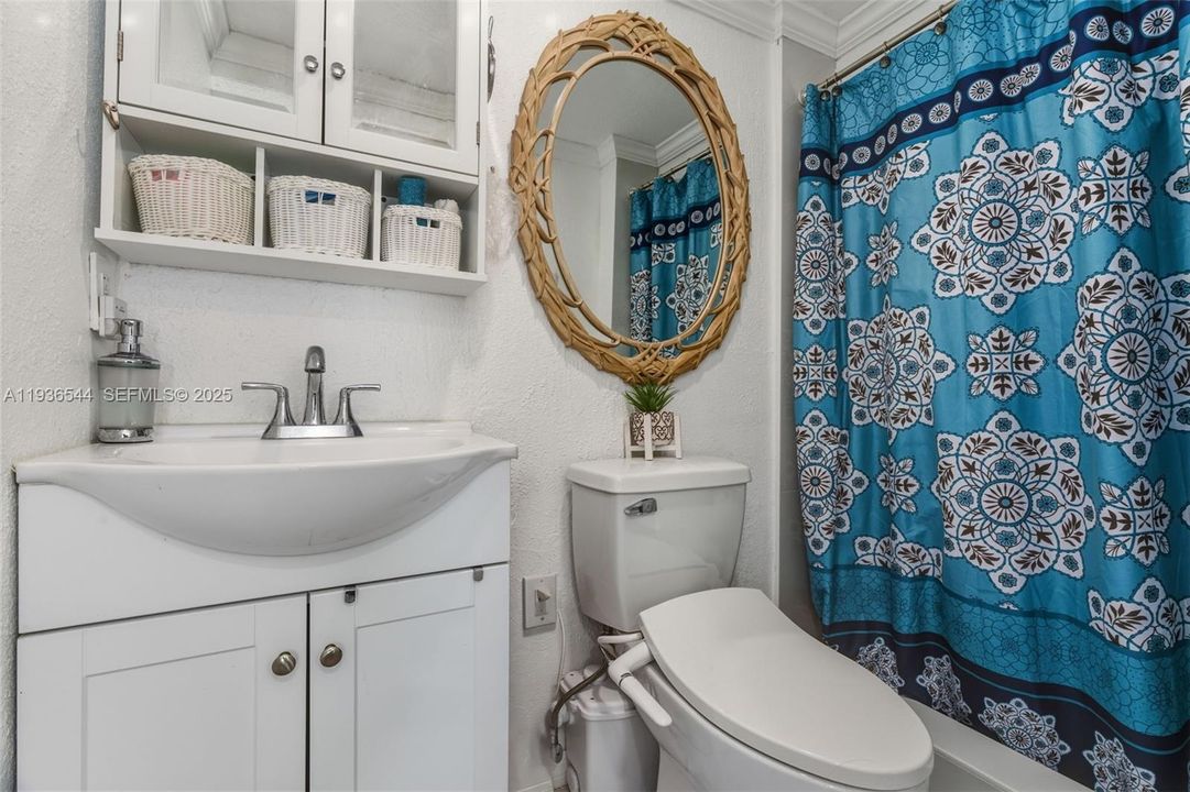 For Rent: $13,000 (3 beds, 4 baths, 2608 Square Feet)