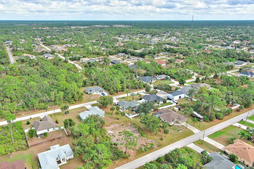 待售: $25,000 (0.23 acres)