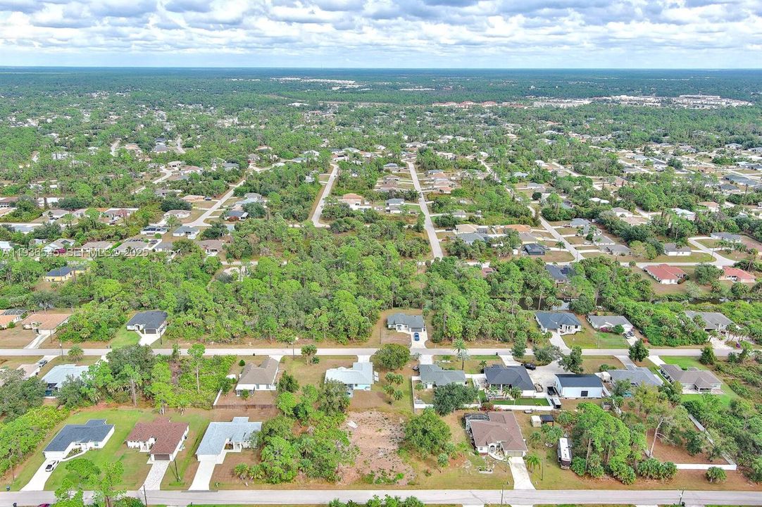 待售: $25,000 (0.23 acres)