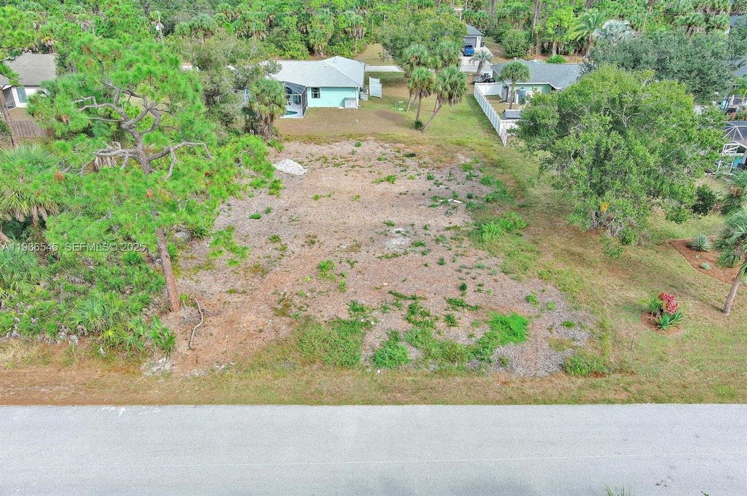 待售: $25,000 (0.23 acres)