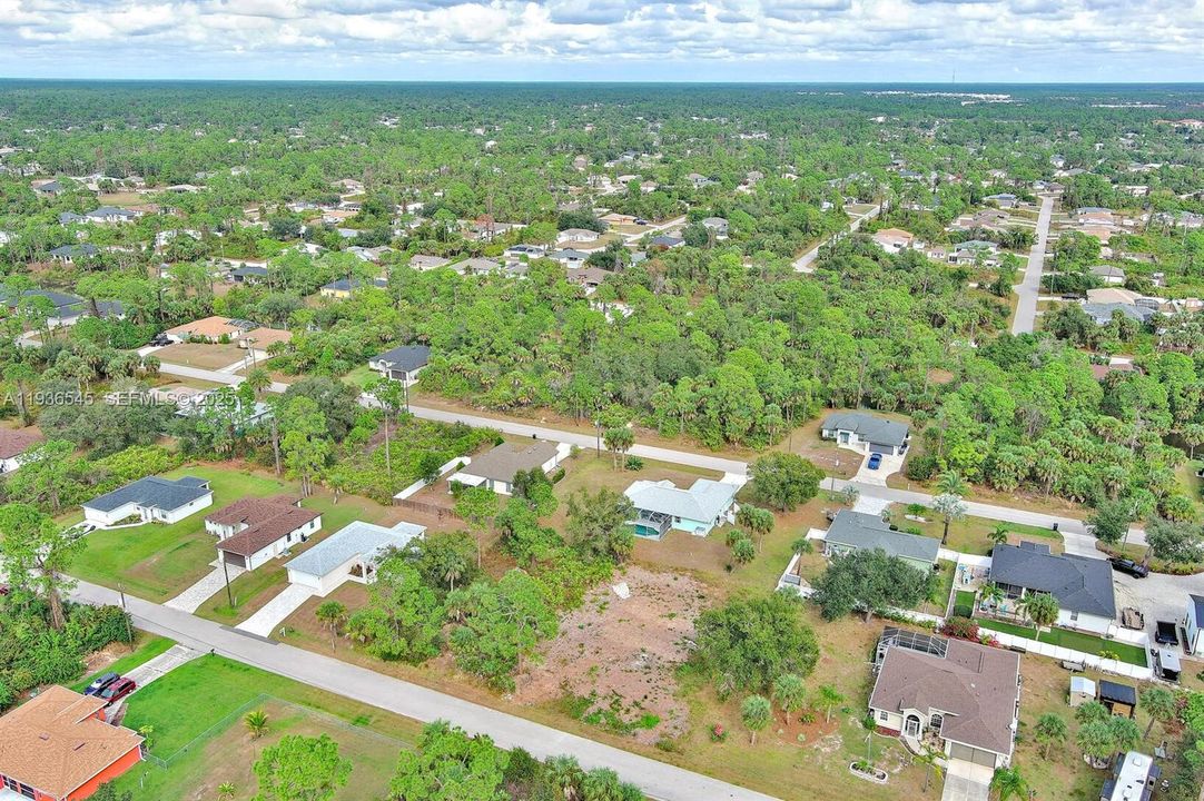 待售: $25,000 (0.23 acres)