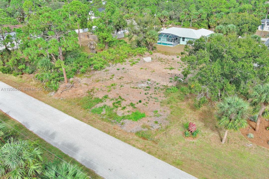 待售: $25,000 (0.23 acres)