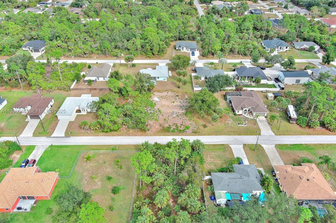 待售: $25,000 (0.23 acres)