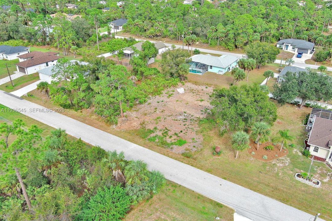 待售: $25,000 (0.23 acres)