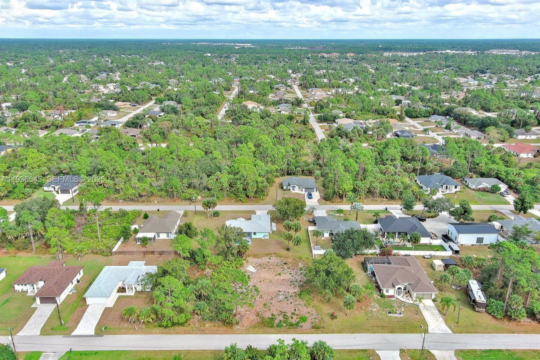 待售: $25,000 (0.23 acres)